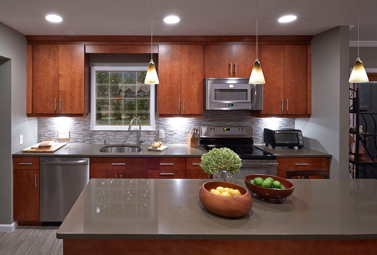 Utilizing cabinet space in a small kitchen