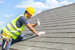 How to Choose the Right Roofing Contractor
