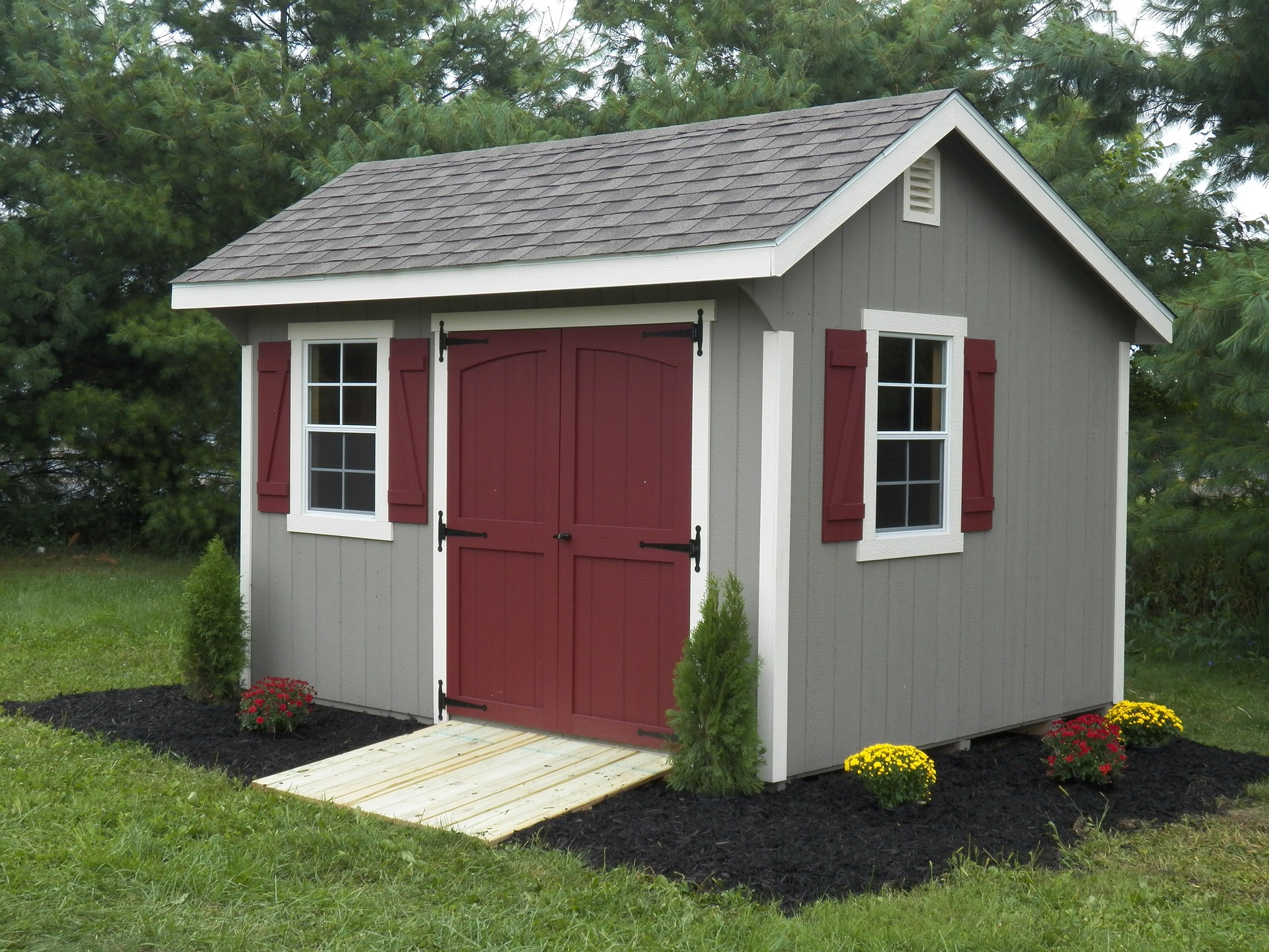 Tips to Consider While Buying Outdoor Sheds
