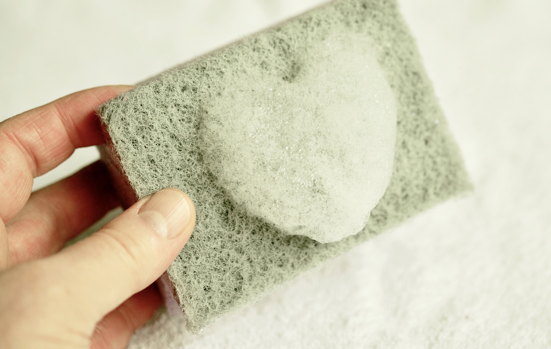 Essential Bathroom Cleaning Tips
