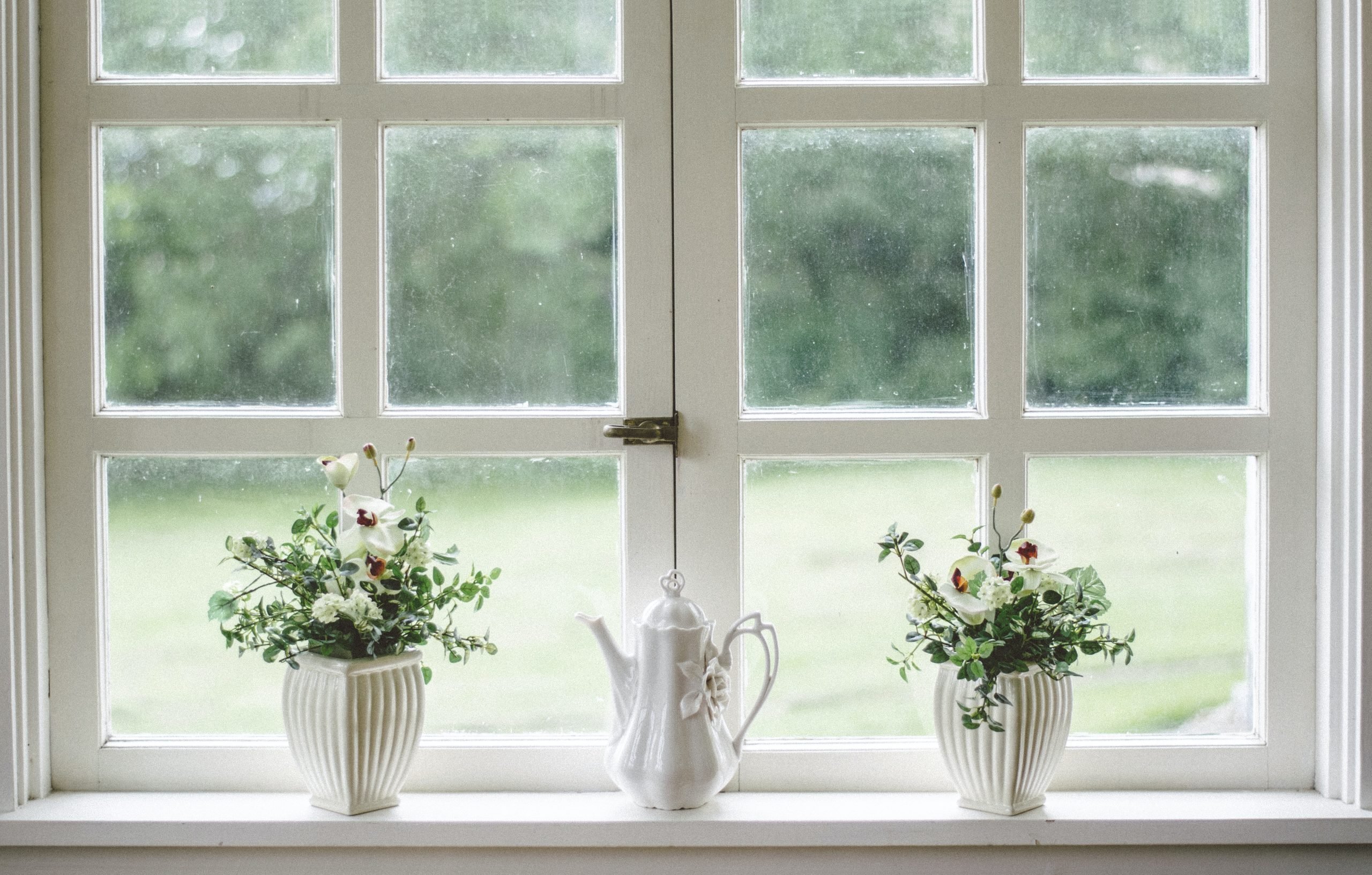 The Benefits of Using Metal and Glass in Interior Design  Certified Metal   Glass